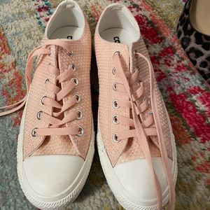 New Pink Converse
